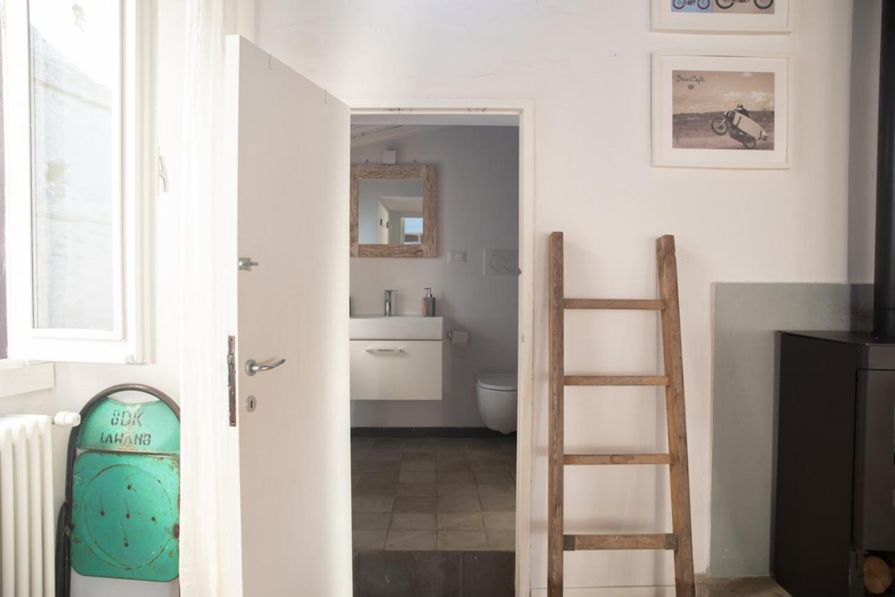 Loft Nel Borgo Apartment Bracciano  Bagian luar foto